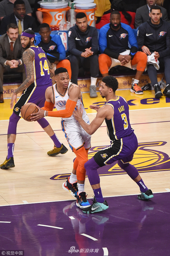 他们共同展 他们共同展