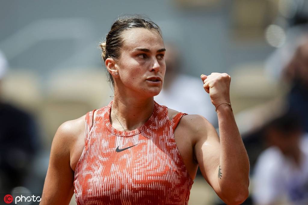 黑在右上 黑在右上