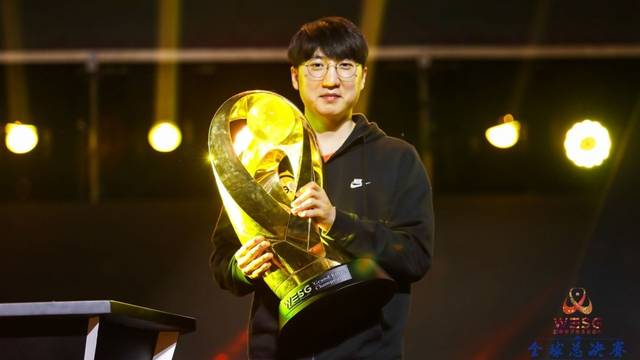 又满足硬核 又满足硬核